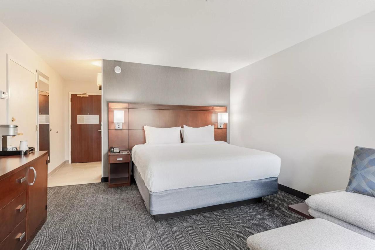 Hotel Courtyard Burlington Williston Exterior foto